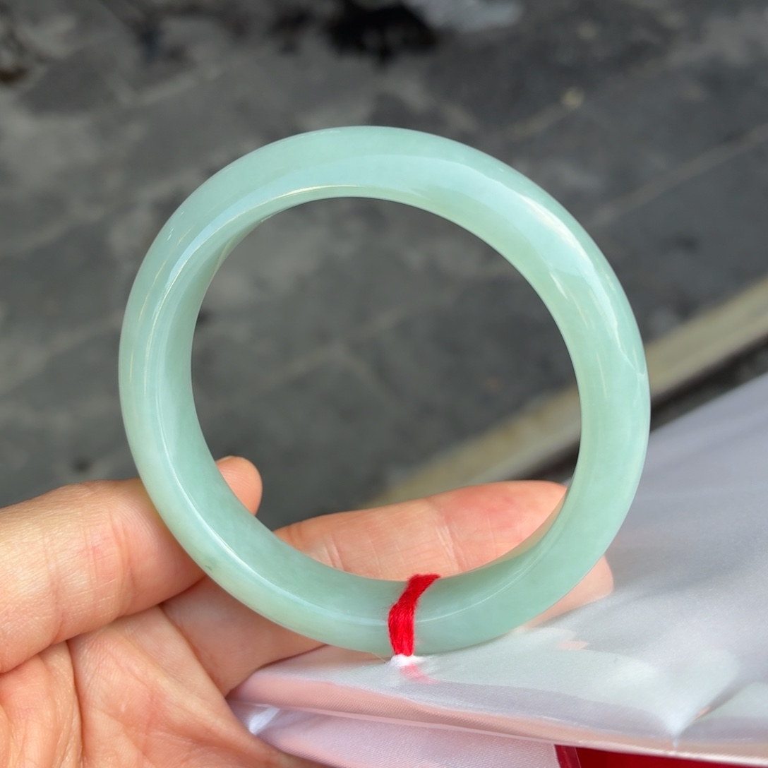 翡翠未镶嵌手镯天然缅甸翡翠手镯