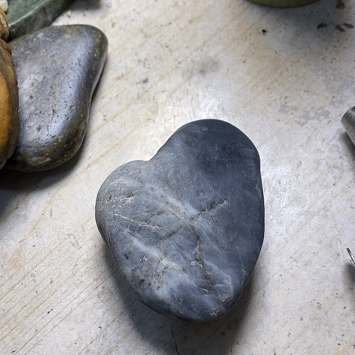 透闪石质玉珠宝半成品未镶嵌