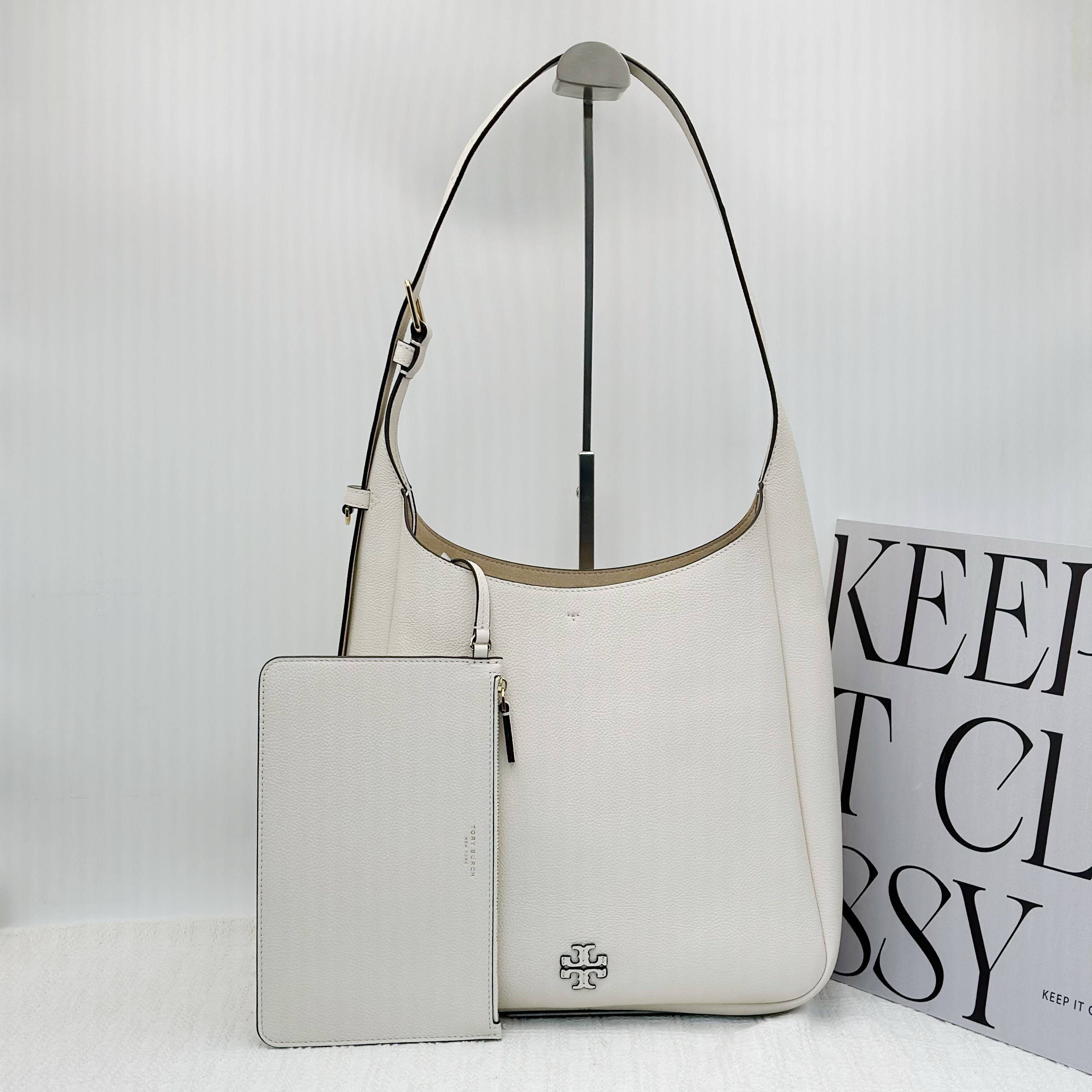 99新 TORY BURCH/汤丽柏琦 Thea Hobo大号牛皮菜篮子腋下包 211