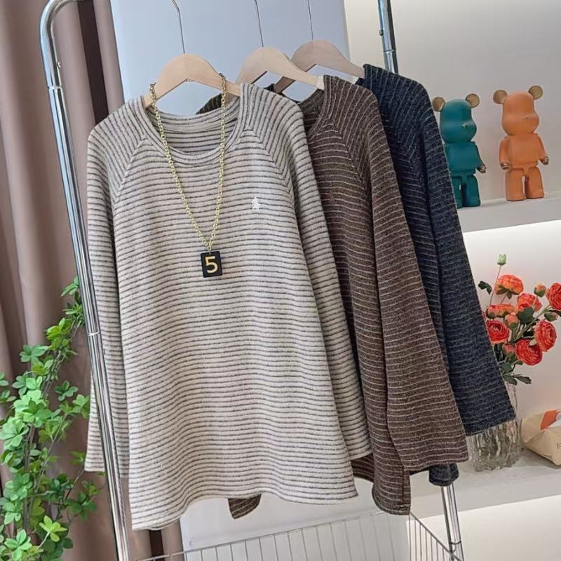2025秋冬新款撞色线条 敲百搭条纹毛贴标宽松T恤 女士打底衫