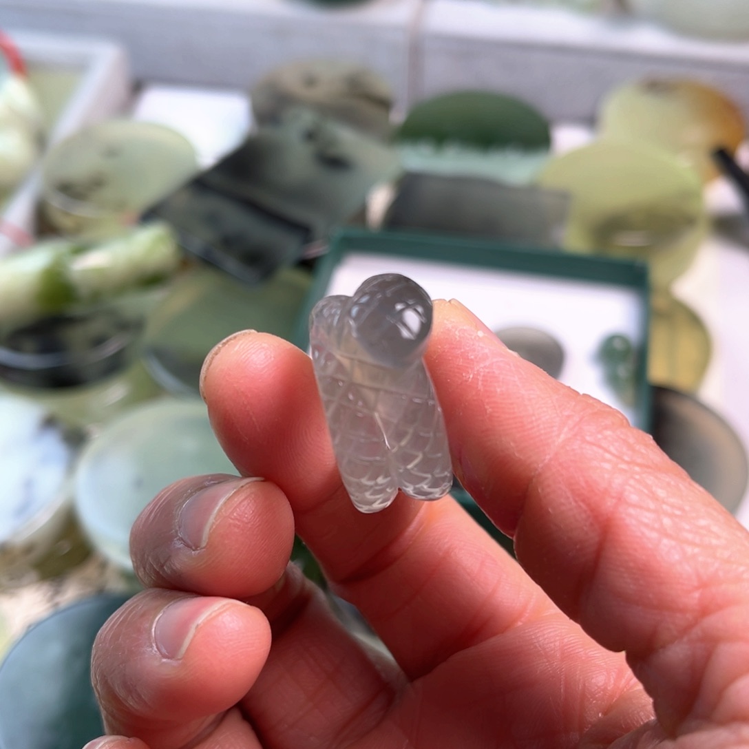 蛇纹石玉未镶嵌原石