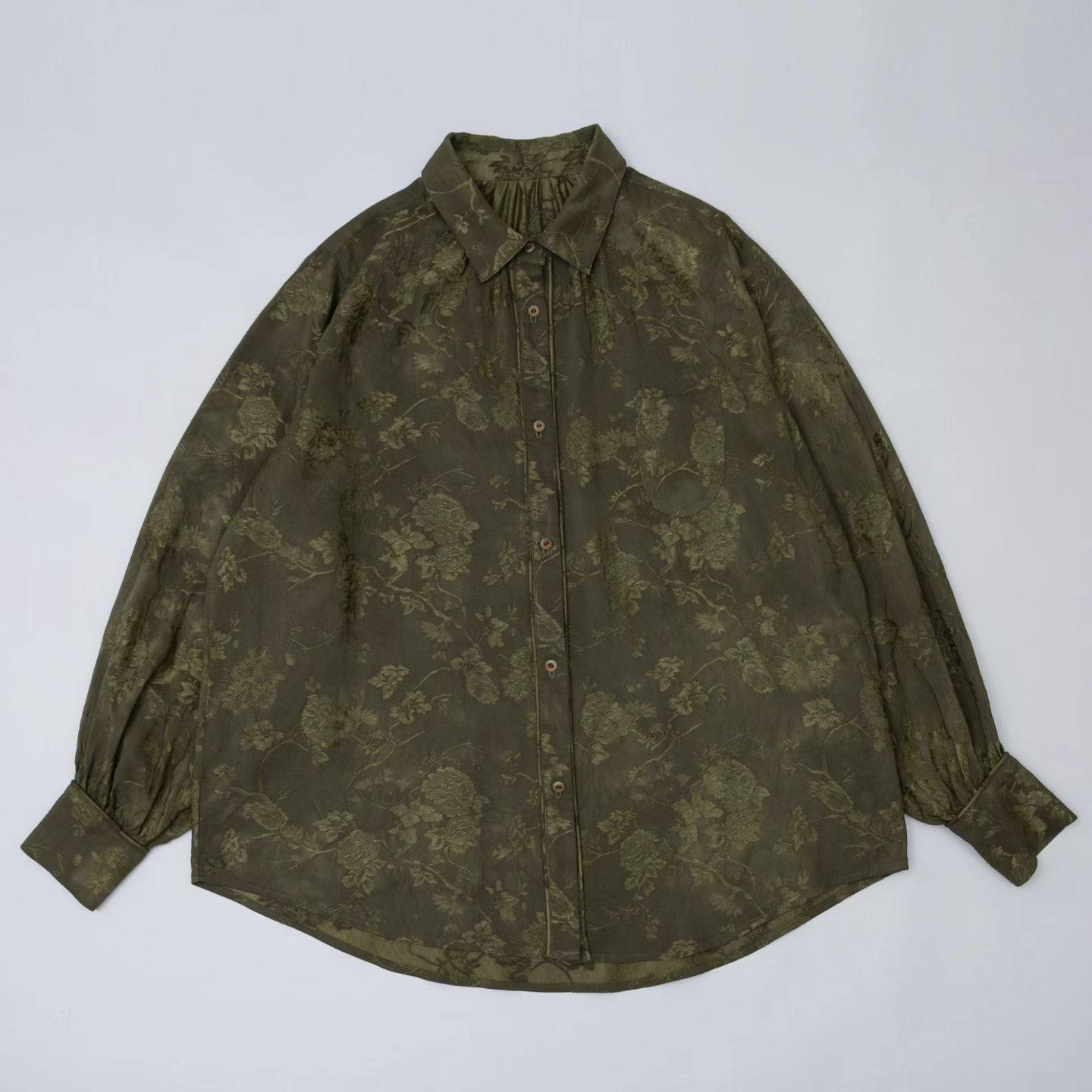 s0545 羊毛桑蚕丝重工提花衬衫 垒土