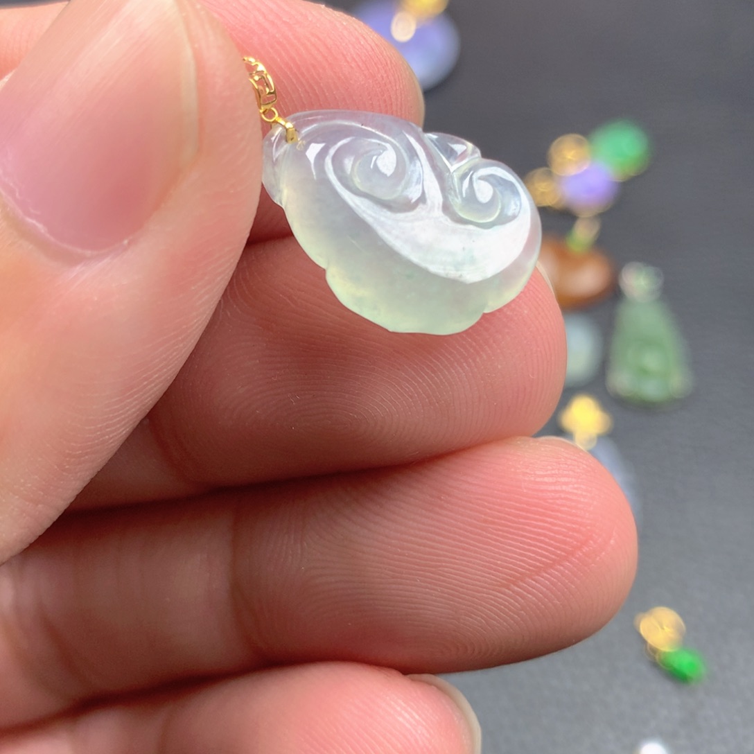 【闪购商品】颈饰18K金镶嵌翡翠翡翠