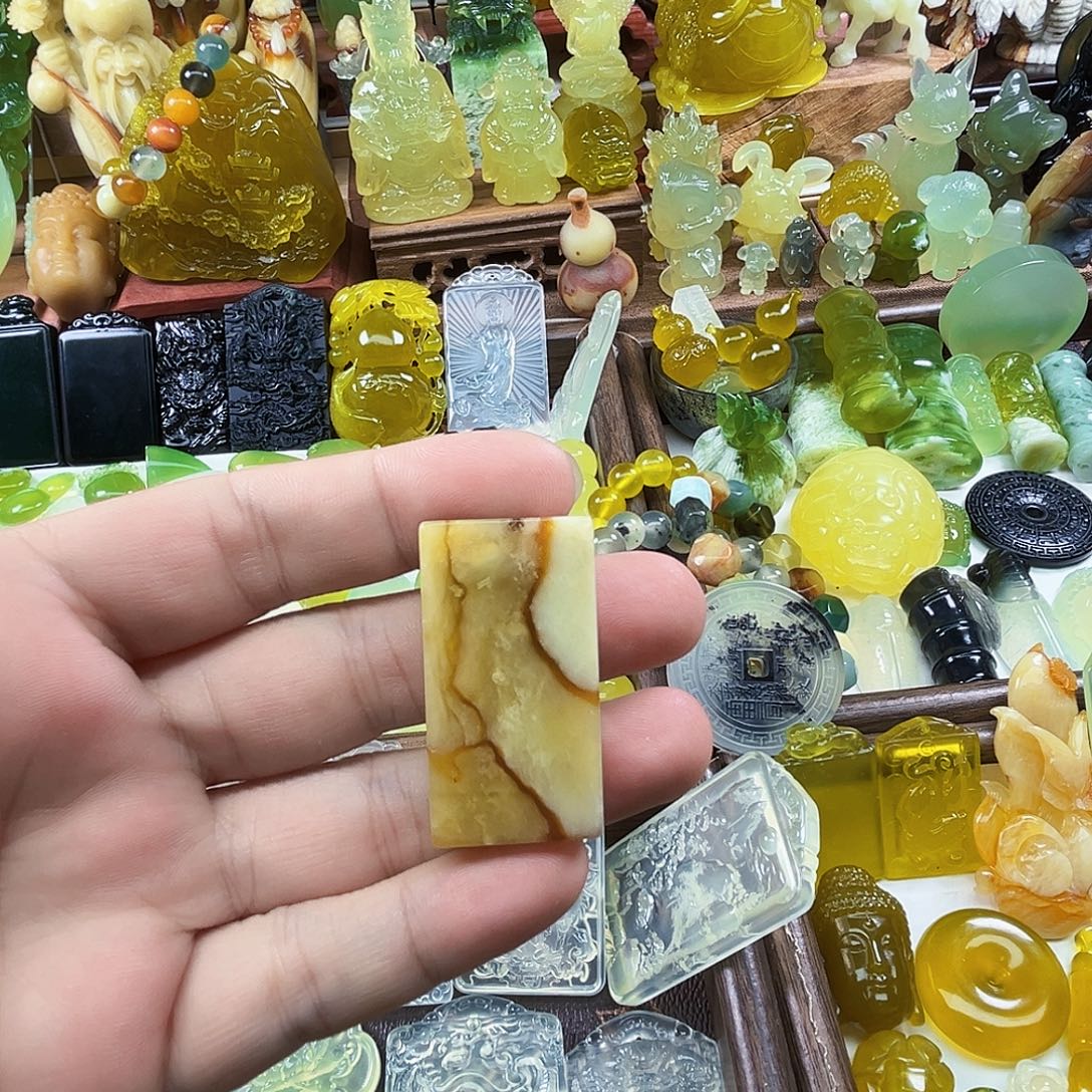 岫玉未镶嵌吊坠(不含链)