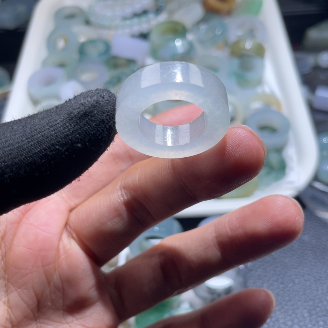 未镶嵌定制翡翠天然翡翠