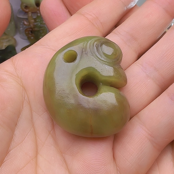 和田玉未镶嵌吊坠(不含链)