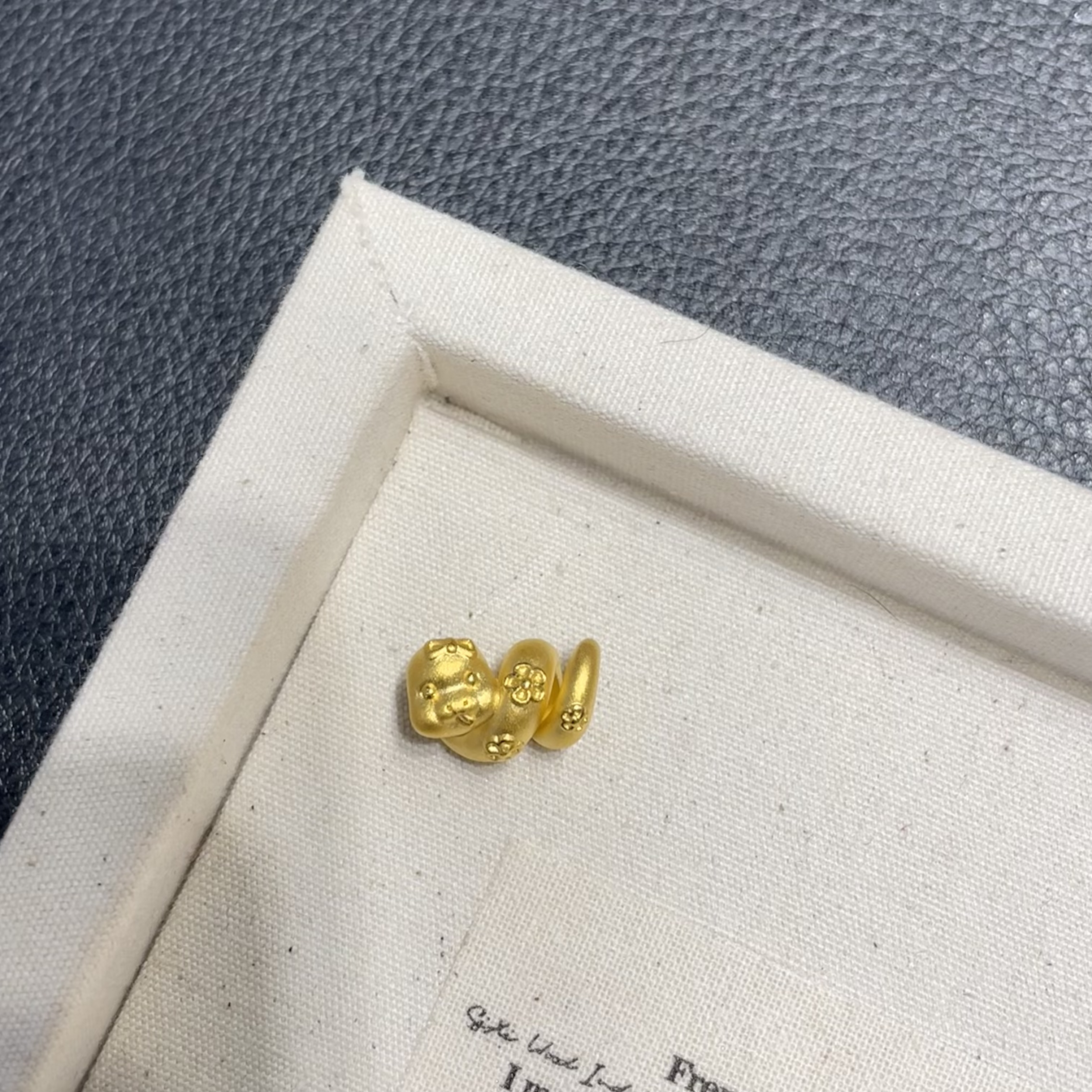 足金999卷卷蛇生肖转运珠时尚可爱