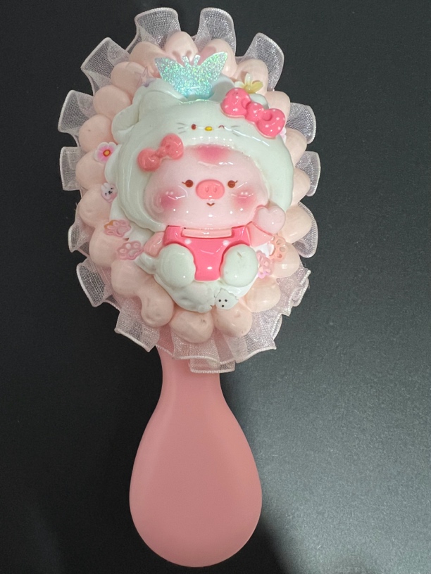 卡通折叠奶油胶气垫梳，手工制品，默认微瑕，完美主义者慎拍可爱