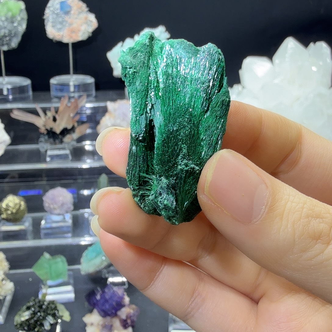 孔雀石原石基础材料