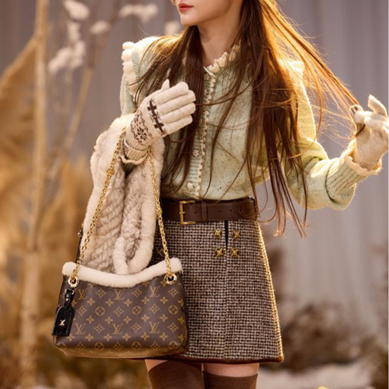 2025年秋冬季新款韩版时尚慵懒风松弛感条纹针织衫女