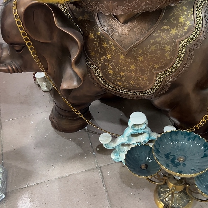 陶瓷瑕。。。。。。。。。。。。。。