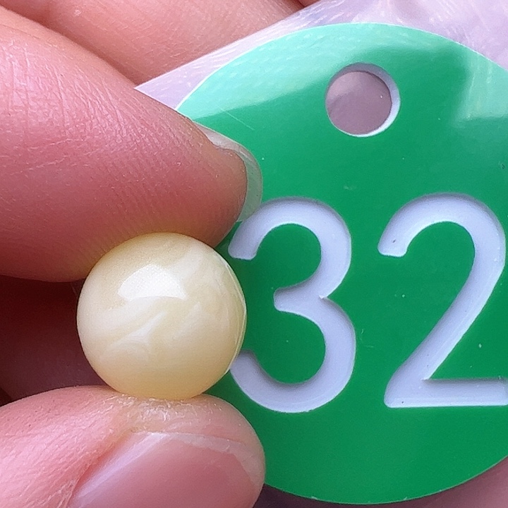 蜜蜡裸石未镶嵌10m m