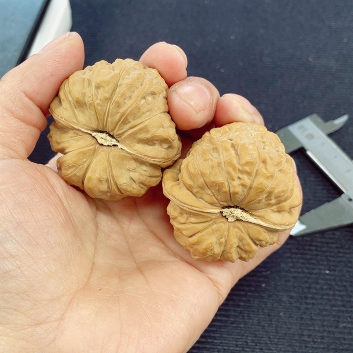 翊***把件文玩核桃南瓜吨