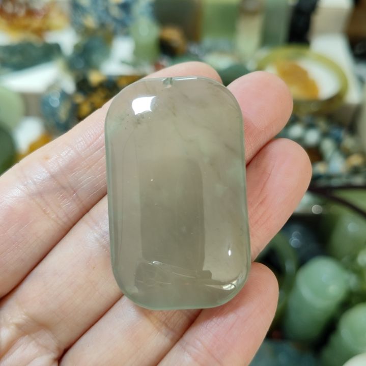 岫玉未镶嵌微瑕挂坠款