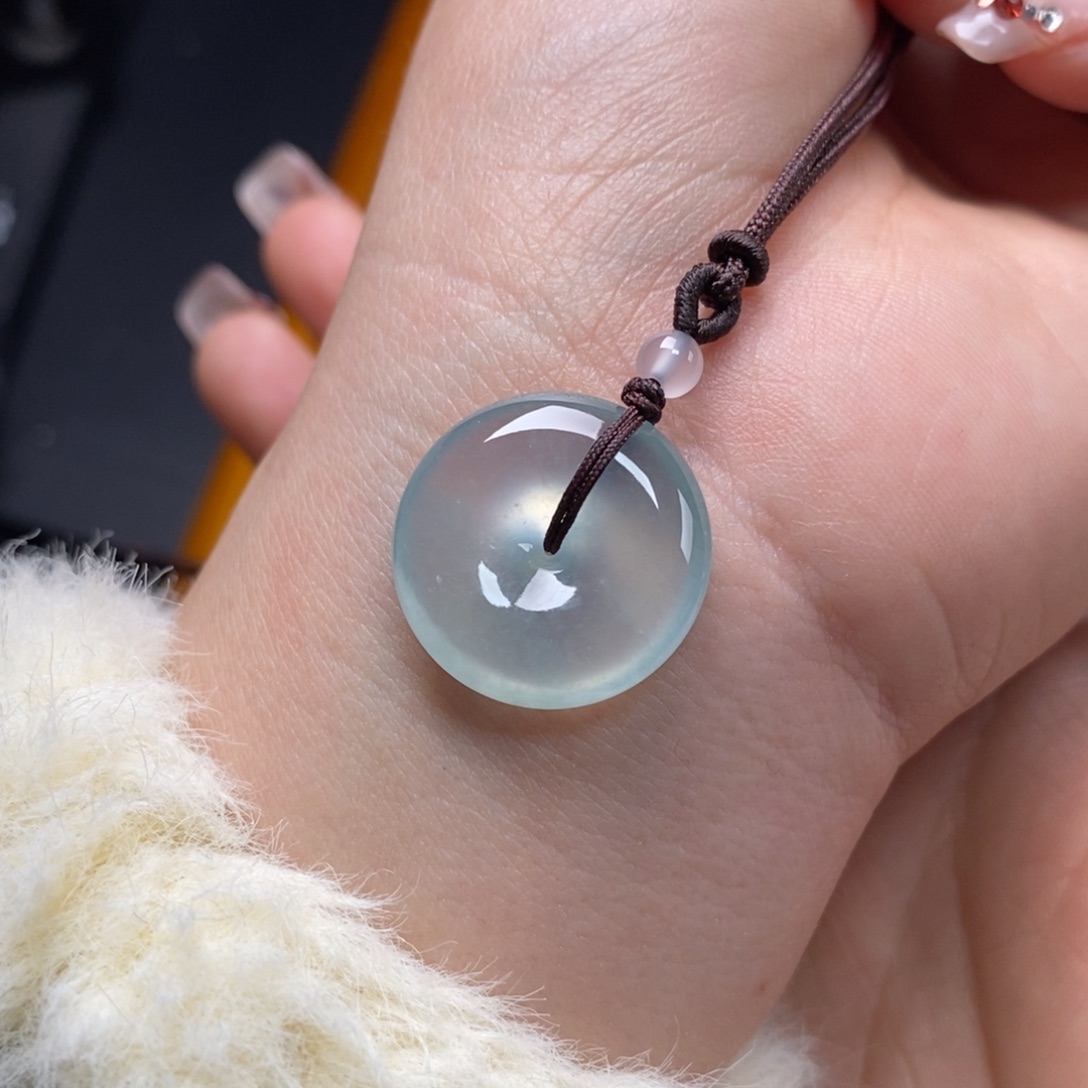 翡翠颈饰未镶嵌高冰种淡蓝晴起钢肉扣20.7-5.9