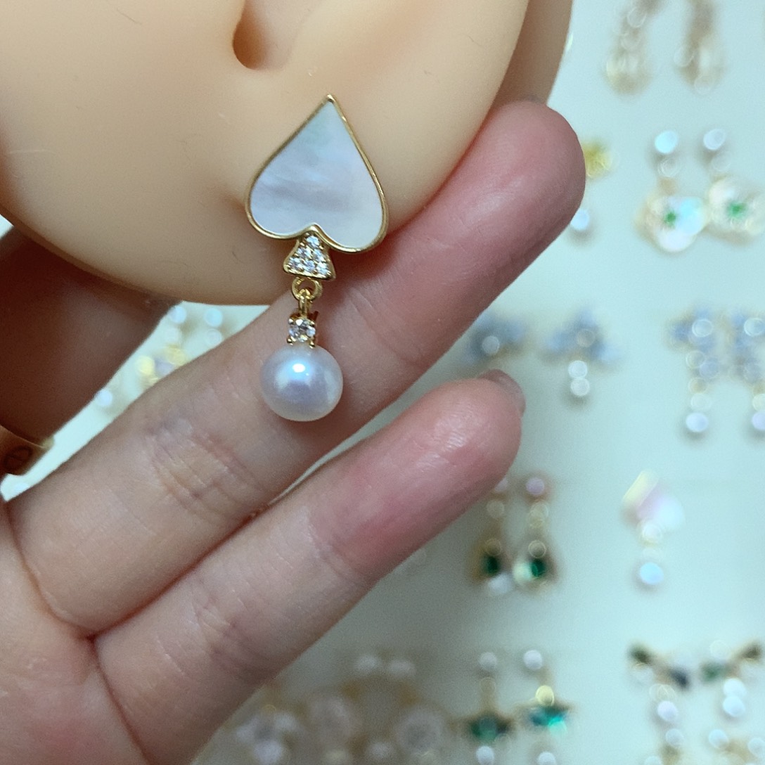 淡水珍珠耳饰合金