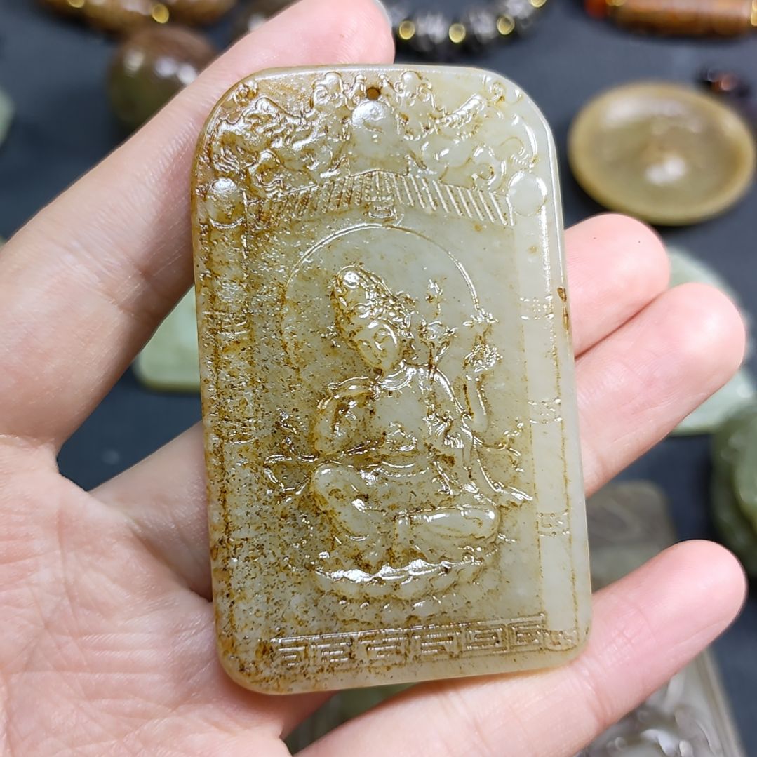 和田玉颈饰未镶嵌