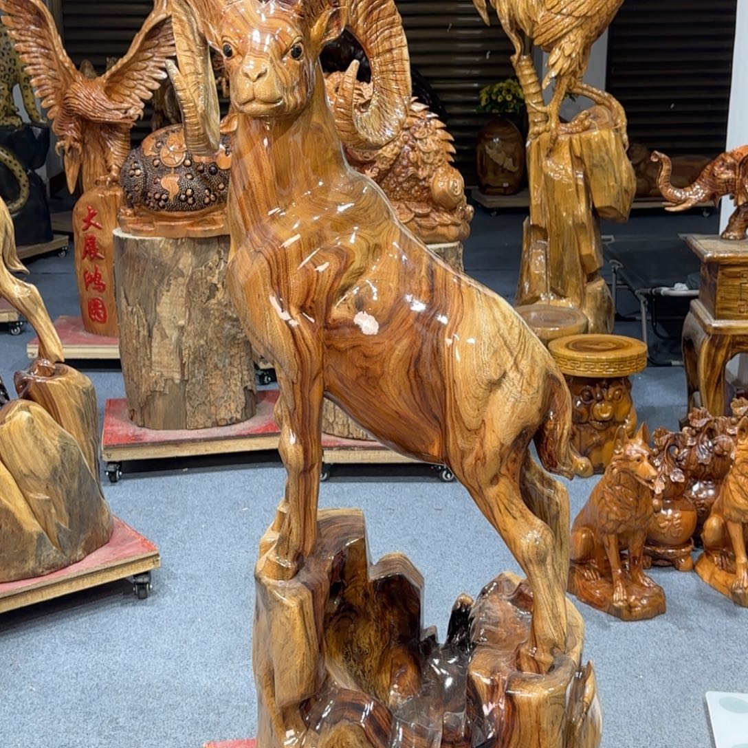 木发羊财实木工艺品摆件