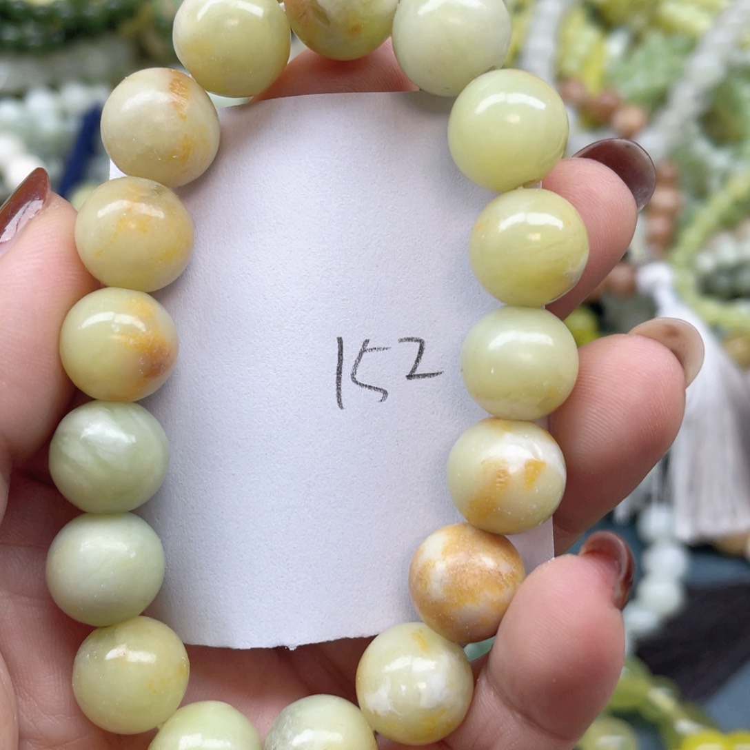 未镶嵌蛇纹石玉手链