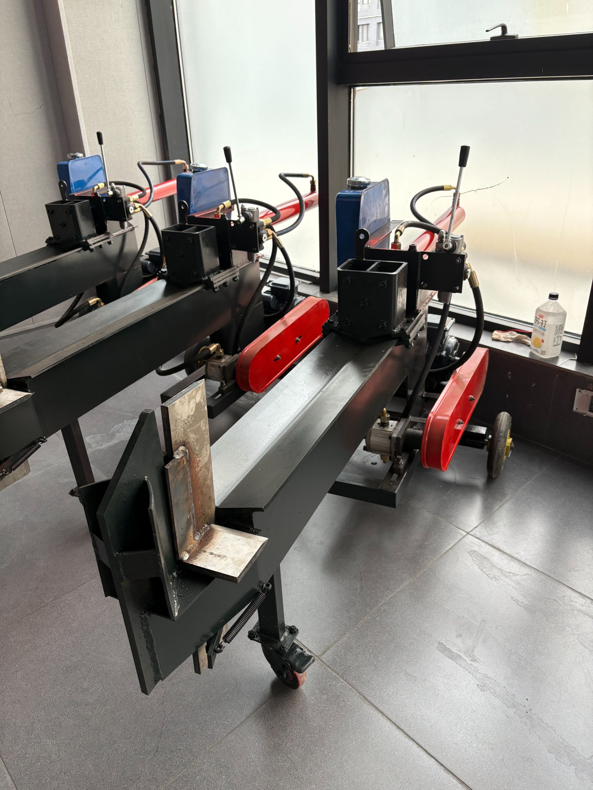 液压劈柴机自动回弹大马力农村家用破木神器劈柴机器