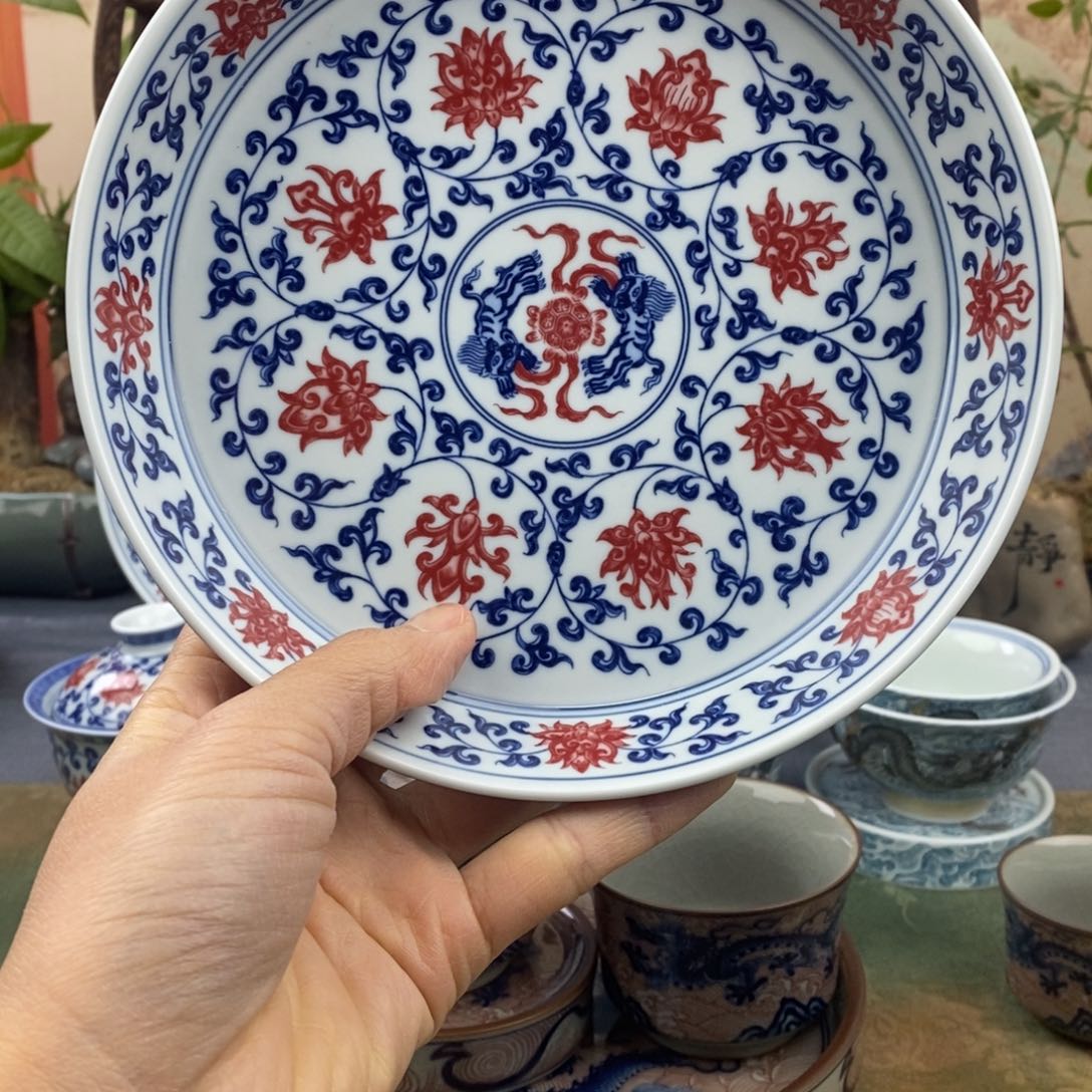 请****森景德镇陶瓷学院副院长兼美术