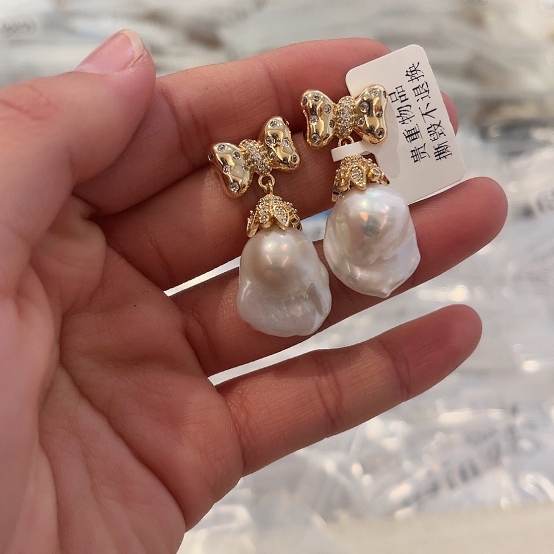 淡水珍珠耳饰合金