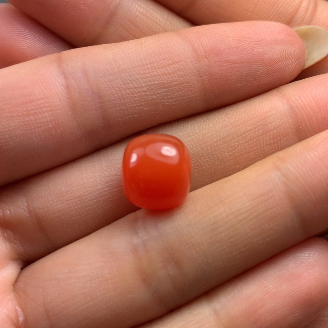 南红玛瑙珠子未镶嵌