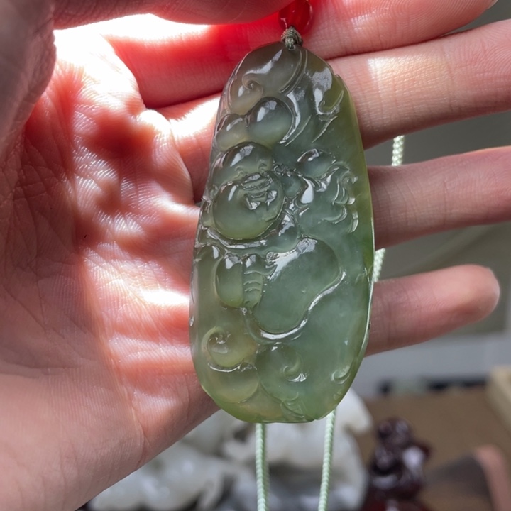 和田玉未镶嵌把件