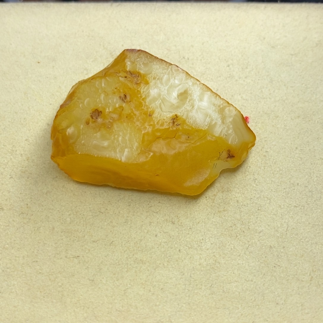 未镶嵌定制蜜蜡小*象梨