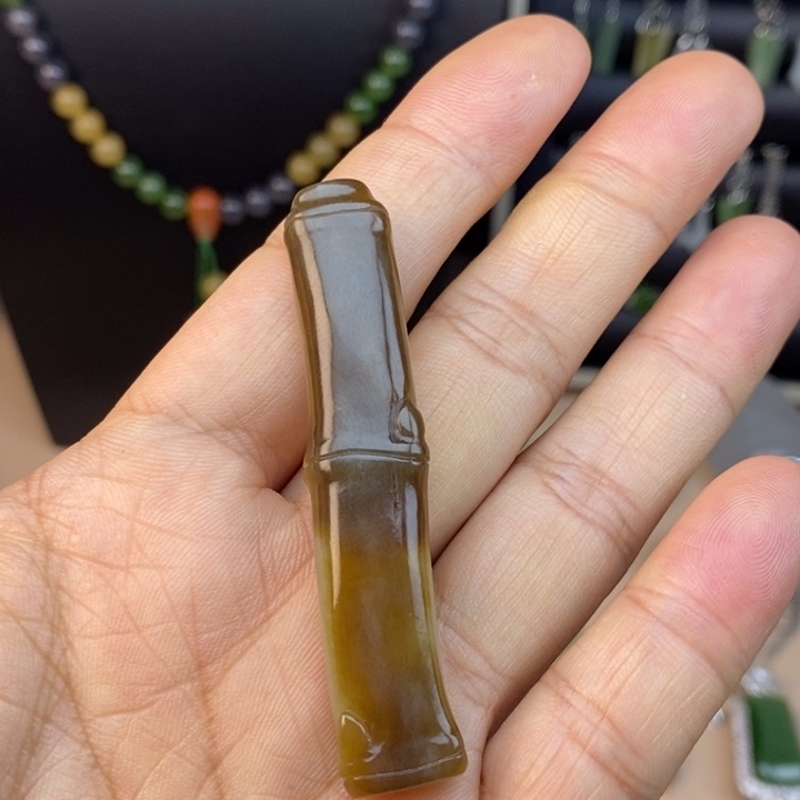 和田玉（糖玉）未镶嵌吊坠(不含链)