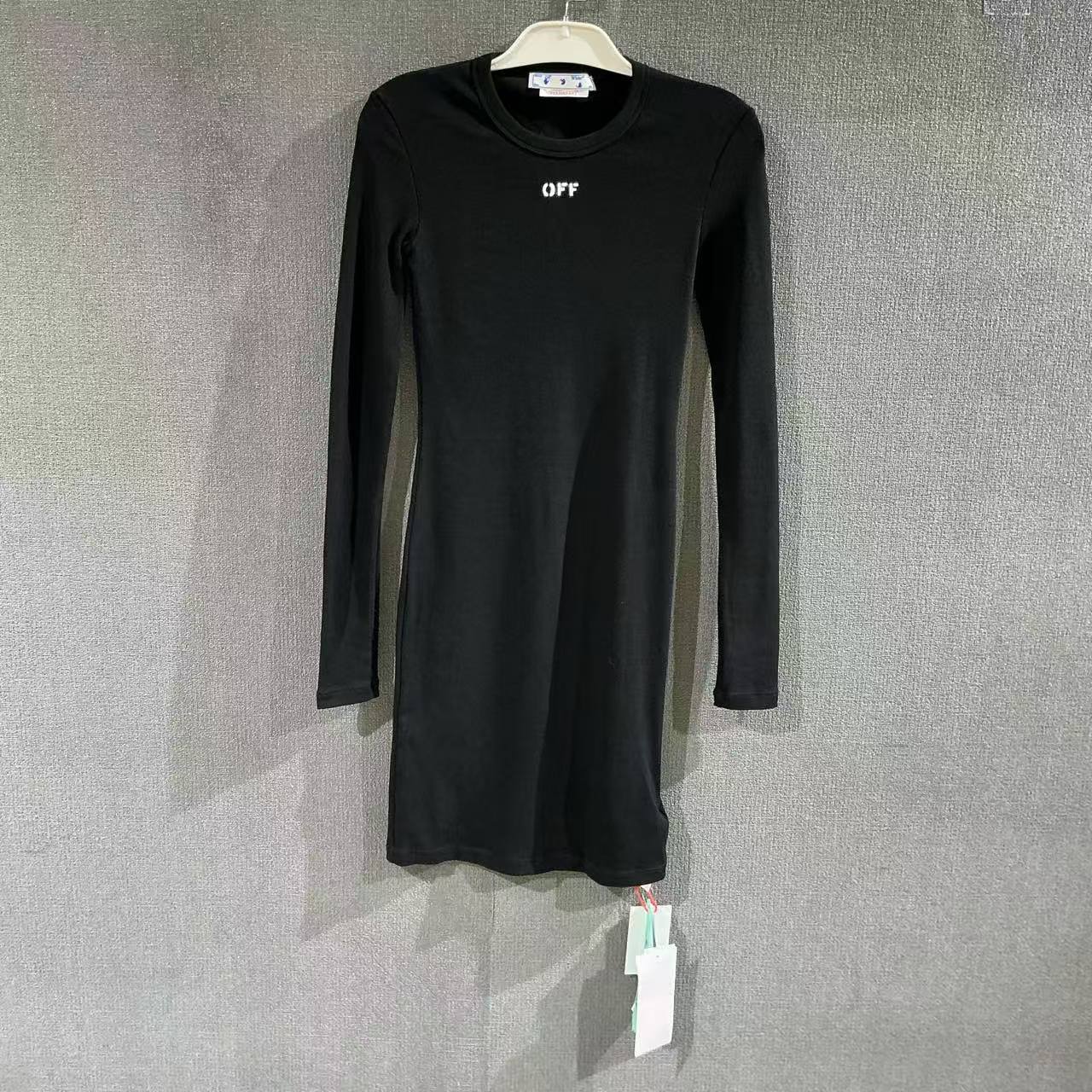 未使用 maje off white（pm）长袖连衣裙打底衫 全新带吊36码/4480