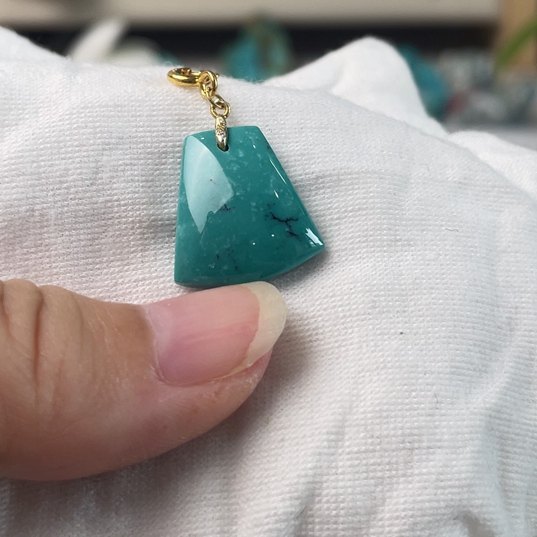 绿松石未镶嵌配饰