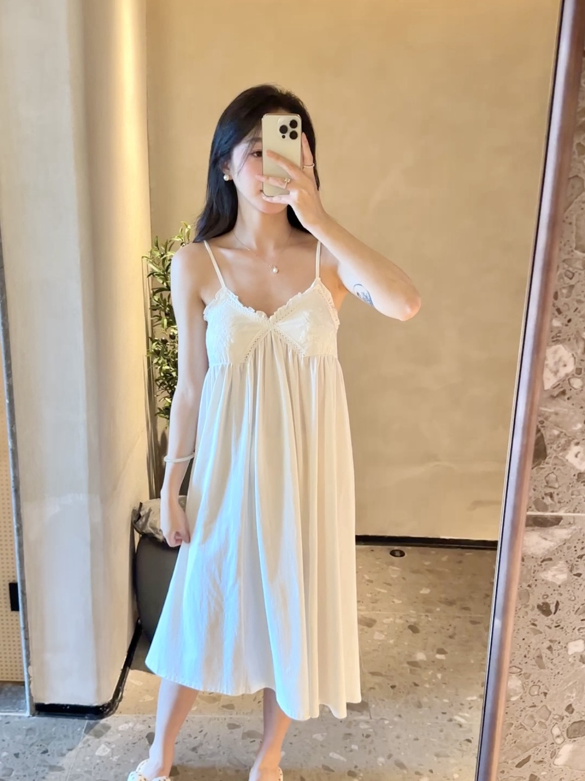 〈小白花〉亲肤高支纯棉微弹精致蕾丝超舒服吊带睡衣裙