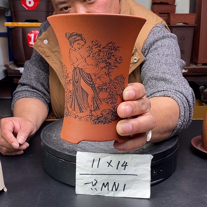 紫砂花盆货号一只MN1