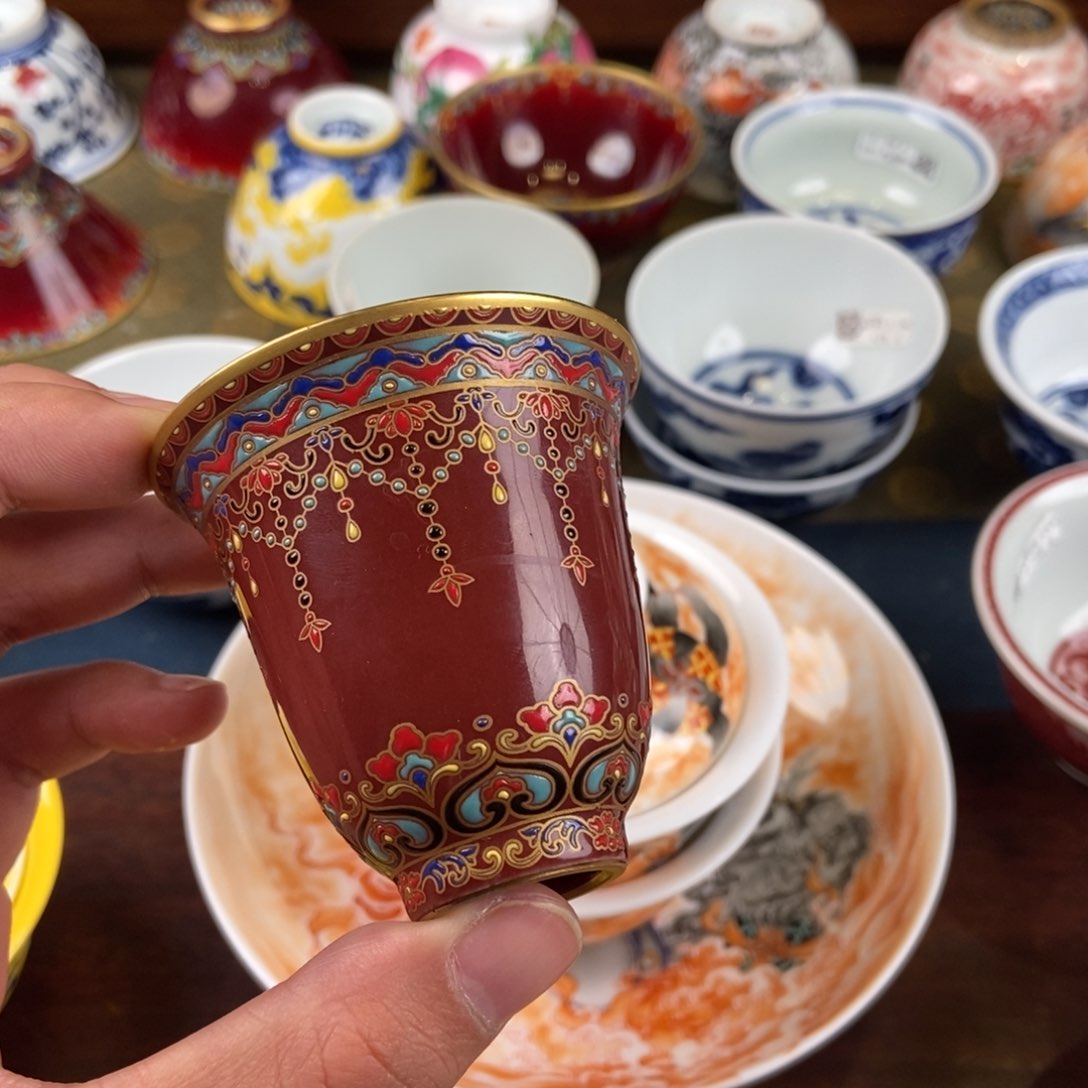 陶瓷艺术家的作品是一种