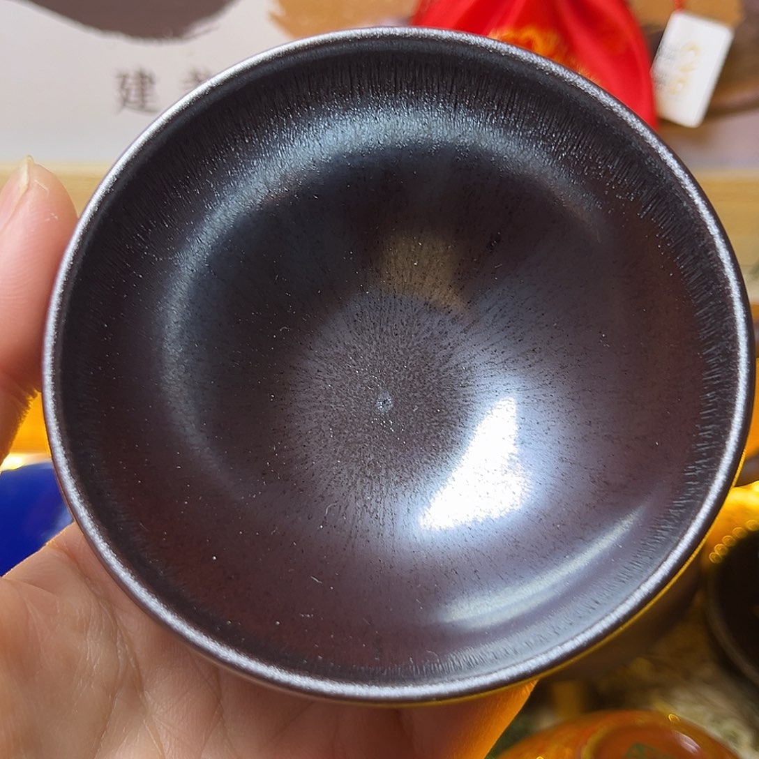 茶盏我不敢看电视你要睡觉