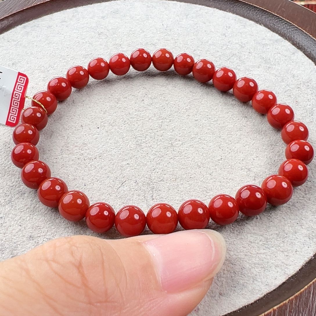 南红玛瑙手串未镶嵌