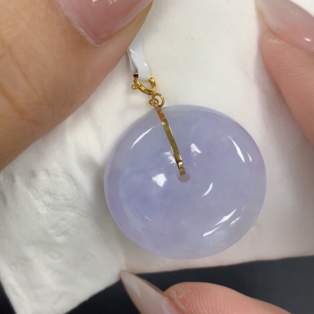 颈饰18K金镶嵌翡翠