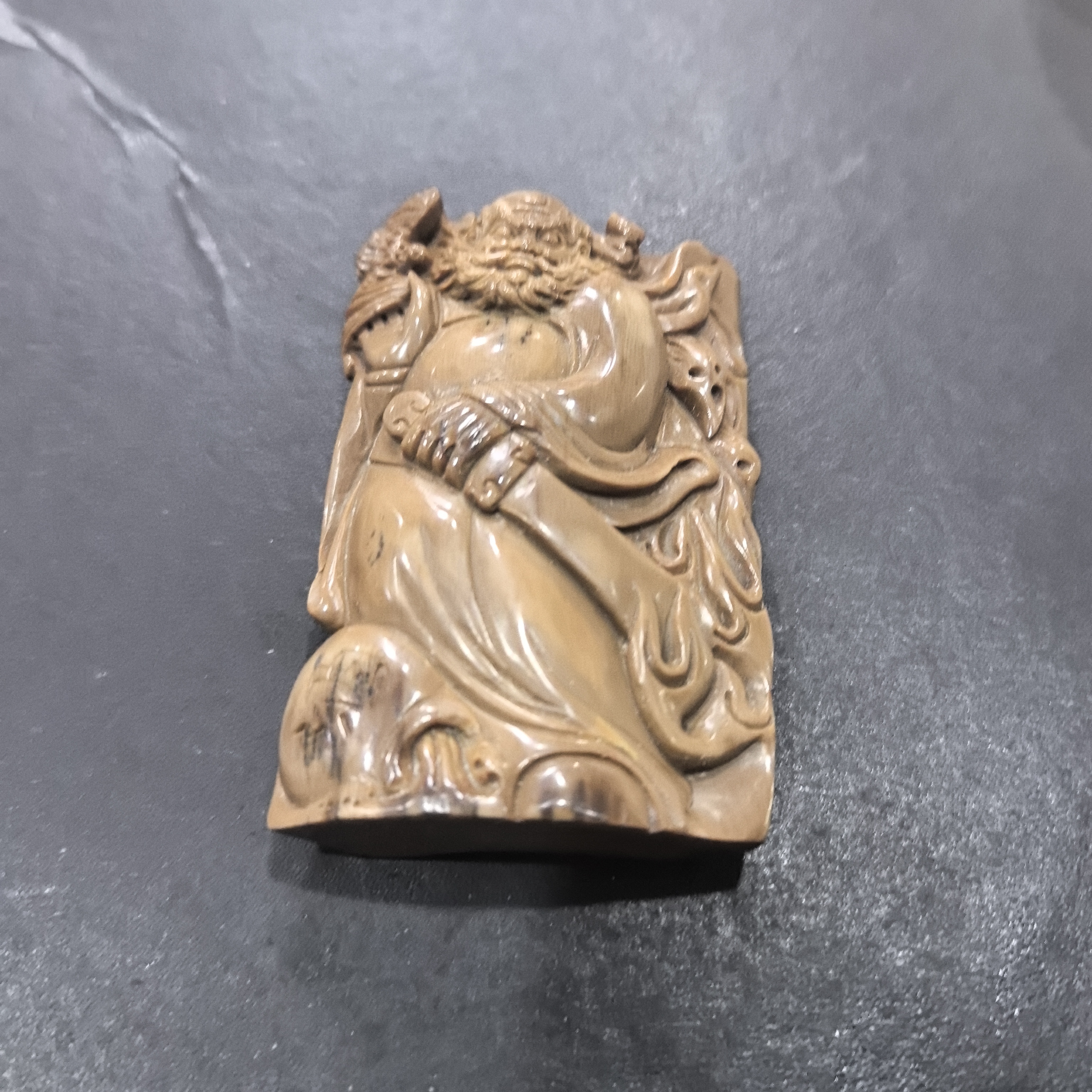 猛犸约64克雕刻件BC3030
