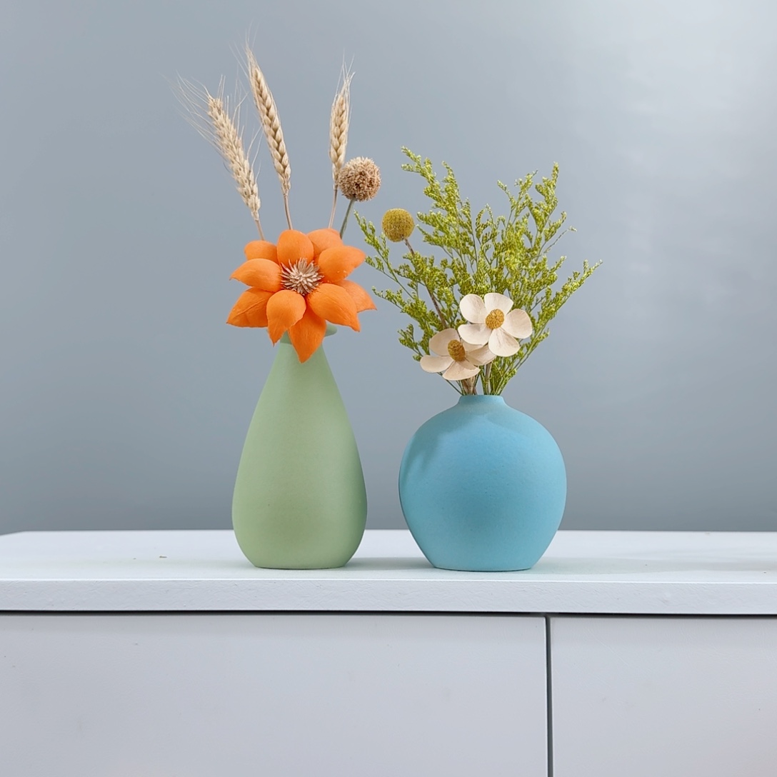 摆件陶瓷小花瓶摆件含花总高约20-30cm