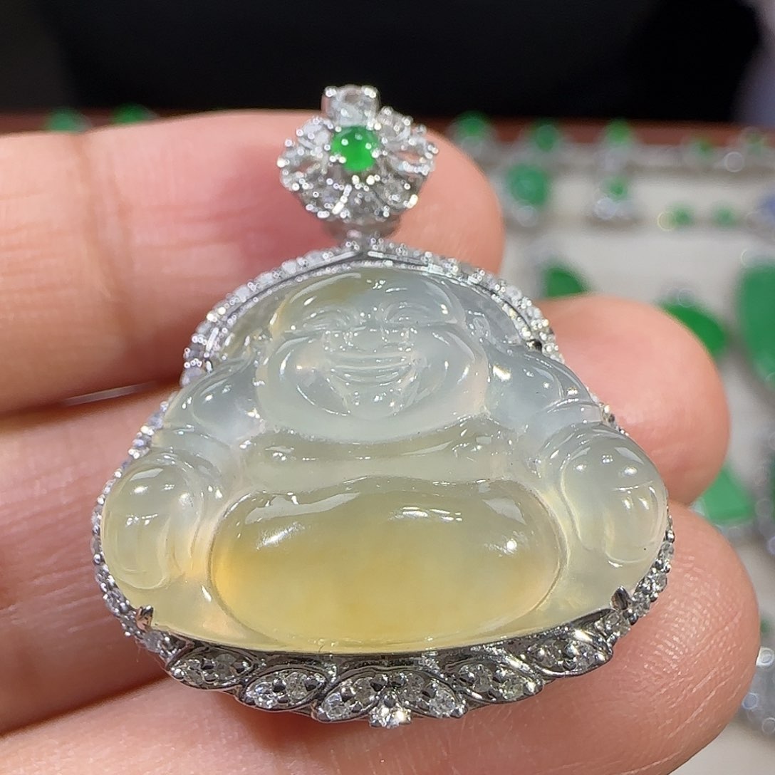 翡翠吊坠(不含链)18K金镶嵌