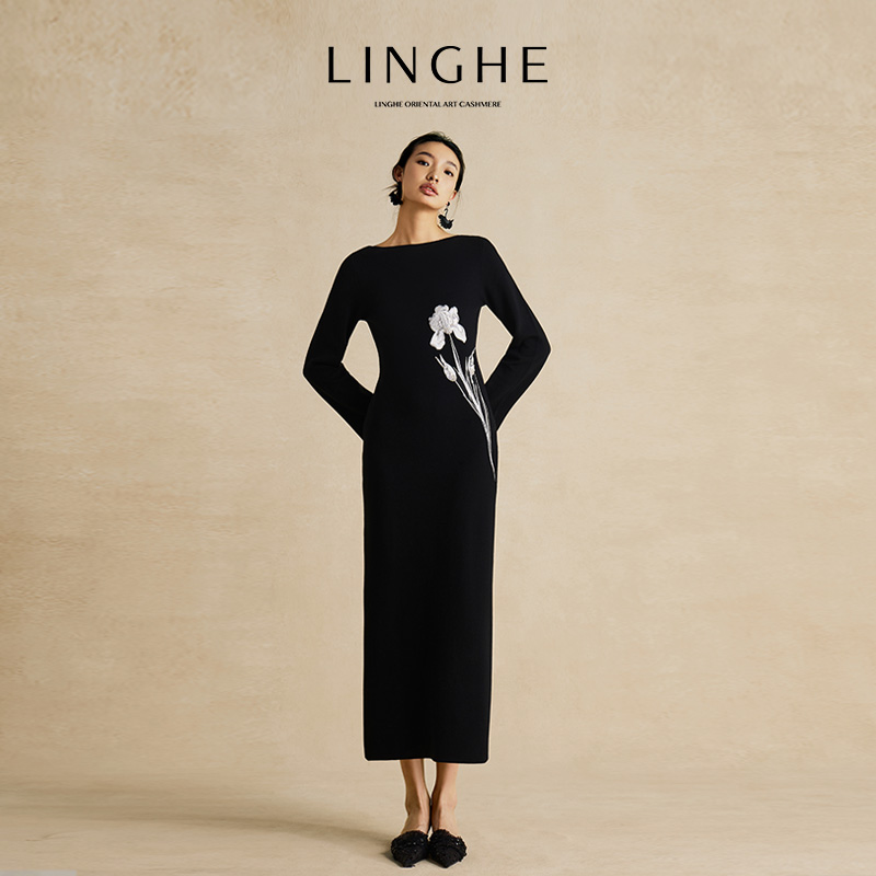 翎禾LINGHE「一夜生花」-秋冬一字领鸢尾花优雅气质开叉针织连衣裙
