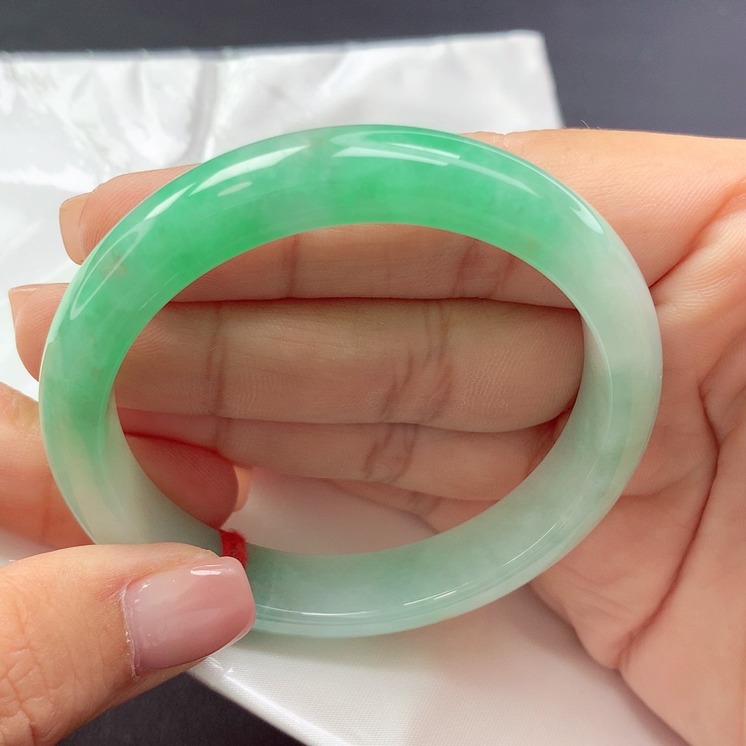 【闪购商品】未镶嵌手镯翡翠882380