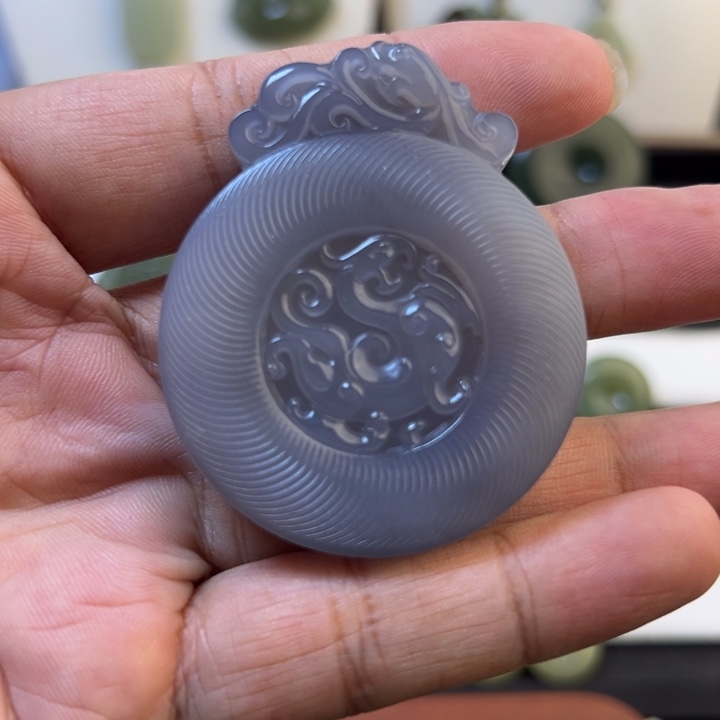 吊坠(赠链)未镶嵌和田玉666