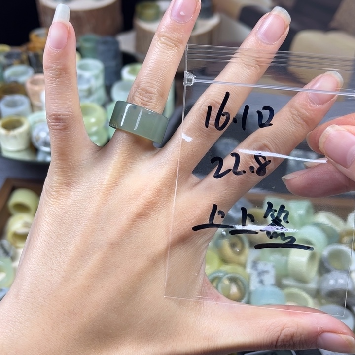 _***签蛇纹石玉未镶嵌戒指