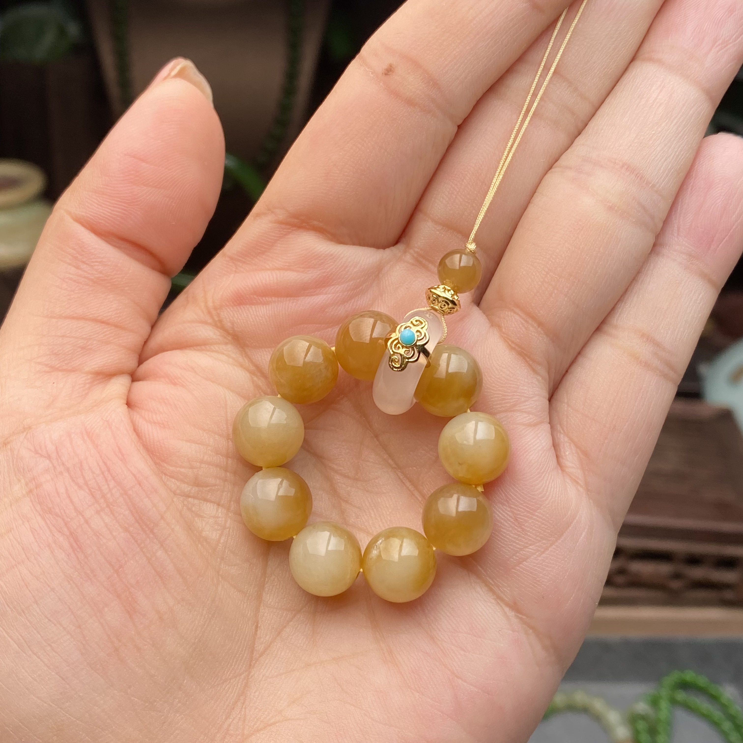 10m左右新疆且末和田玉糖白糖玉手机链包包车载