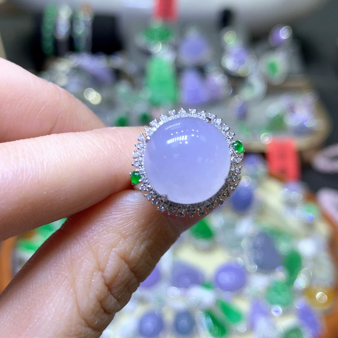 【闪购商品】翡翠颈饰18K金镶嵌翡翠吊坠项链