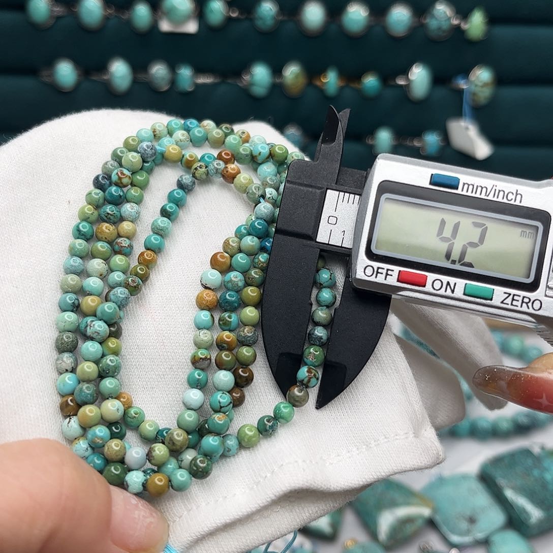 绿松石绿松石未镶嵌