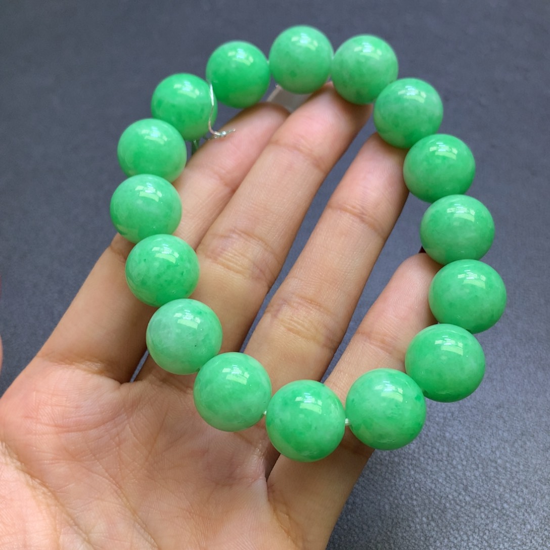 翡翠颈饰未镶嵌开*天然二笔