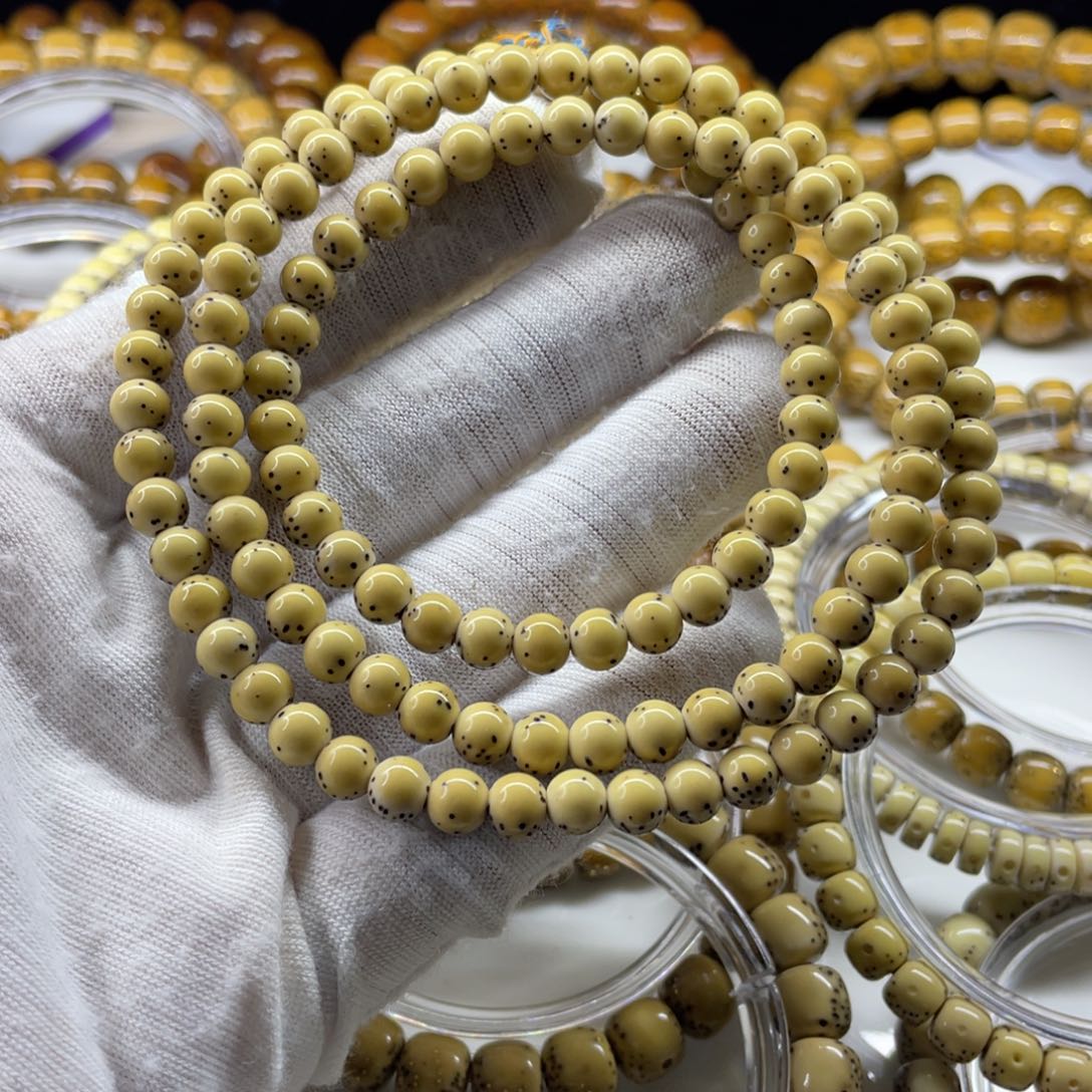 吊坠星月菩提黄金豆6圆双大留白